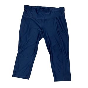 XXL Xersion High Rise Capri Leggings in Navy Blue